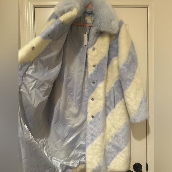 Maeve Faux Fur Stripe Coat in Blue Motif from Anthropologie New🆕 & Never Worn😍 - Picture 10 of 16